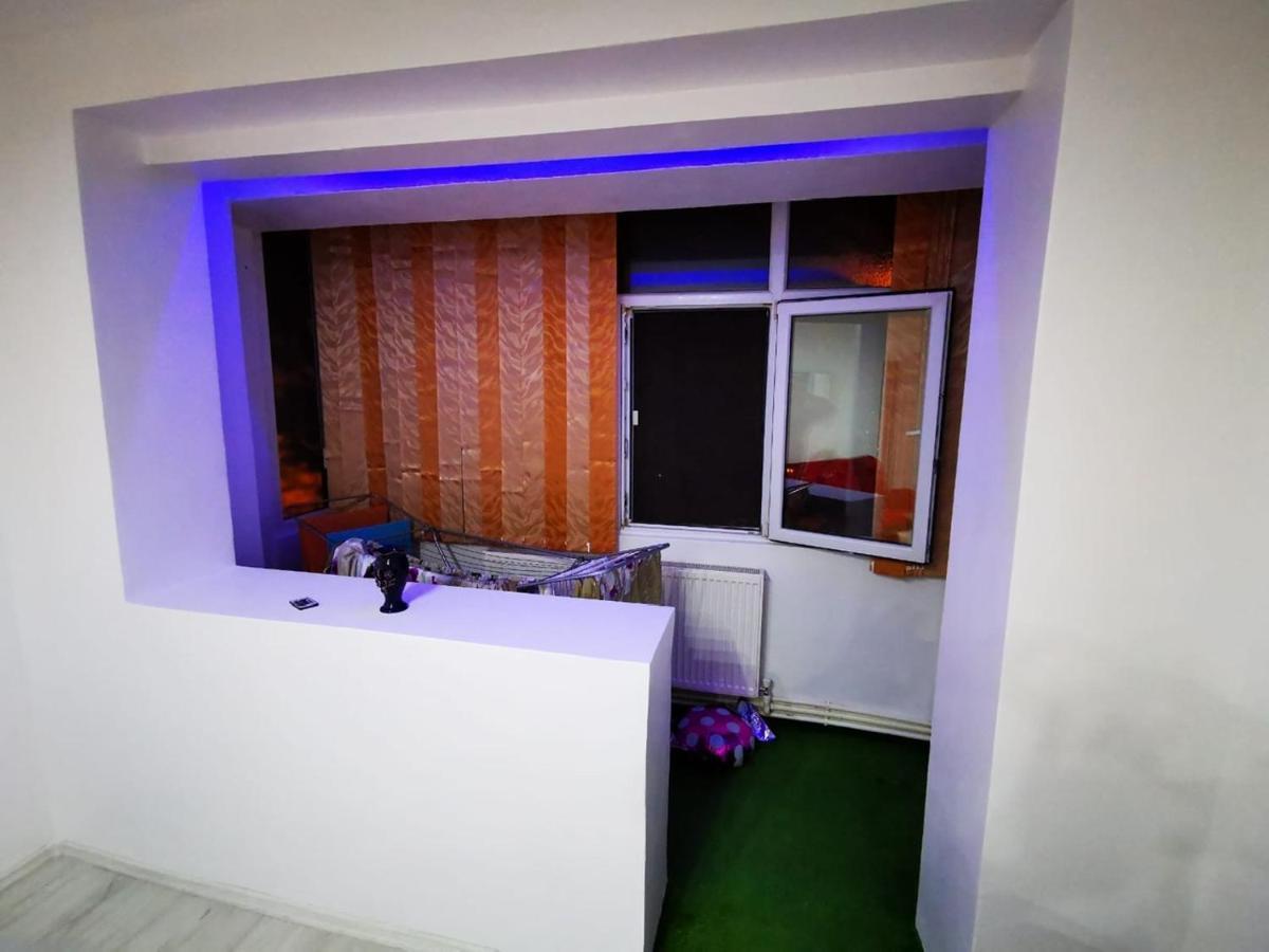 Apartament Vlad Lägenhet Constanţa Exteriör bild